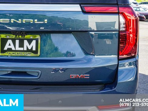 Used 2026 GMC Yukon Denali w/ Denali Reserve Package RWD image 13