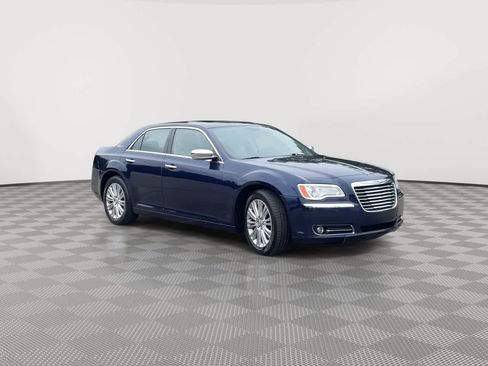 Used 2014 Chrysler 300 C AWD/4WD image 2