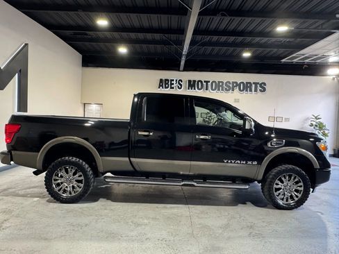 Used 2016 Nissan Titan Platinum Reserve image 4