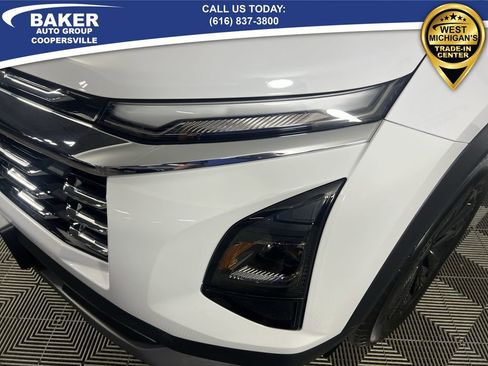 Used 2025 Chevrolet Equinox LT image 34