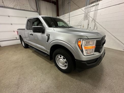 Certified 2022 Ford F150 XL w/ Equipment Group 101A High image 3
