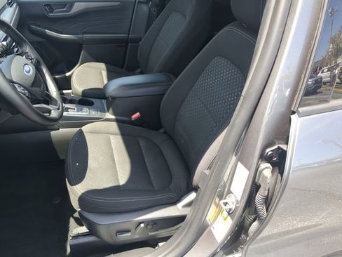 Used 2024 Ford Escape Active AWD/4WD image 23