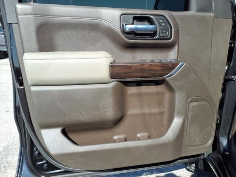 Used 2019 GMC Sierra 1500 SLT image 27