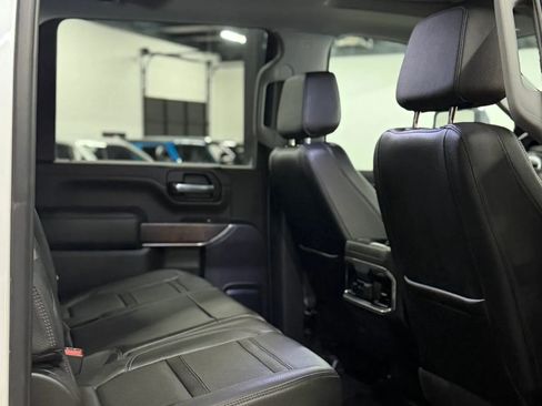 Used 2022 GMC Sierra 2500 Denali w/ Denali Ultimate Package AWD/4WD image 20