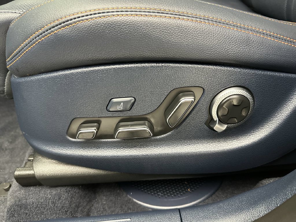 Certified 2026 Genesis GV70 3.5T Sport Advanced AWD/4WD image 12