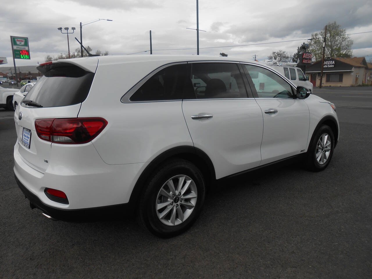 Used 2019 Kia Sorento AWD V6 image 9