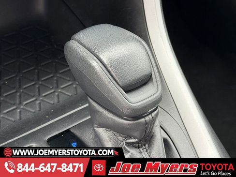 Used 2024 Toyota RAV4 LE image 21