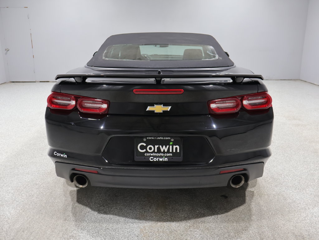 Used 2023 Chevrolet Camaro LT RWD image 3