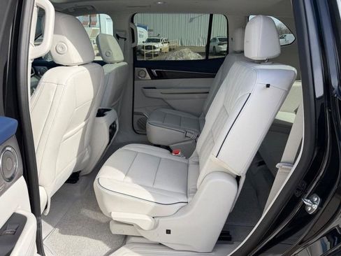 New 2026 Buick Enclave Avenir w/ Super Cruise Package image 9