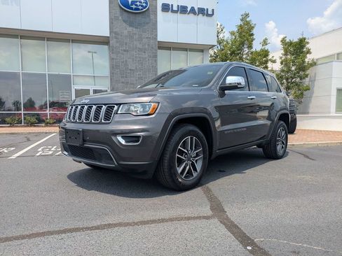 Used 2021 Jeep Grand Cherokee Limited AWD/4WD image 9