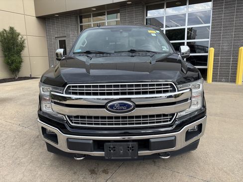 Used 2018 Ford F150 Lariat w/ Equipment Group 502A Luxury AWD/4WD image 6