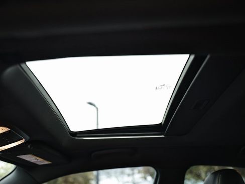 Used 2023 Dodge Charger Scat Pack image 21