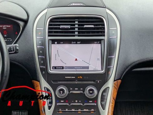 Used 2019 Lincoln Nautilus Reserve w/ Cargo Utility Package AWD/4WD image 21