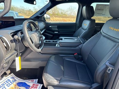 New 2026 Ford Expedition Tremor image 13