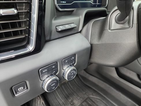 Used 2024 GMC Sierra 2500 Denali w/ Denali Reserve Package image 49