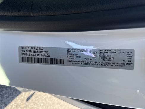 New 2026 Chrysler Pacifica Select image 33