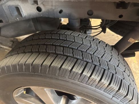 Used 2015 Ford F150 XLT w/ Equipment Group 302A Luxury image 12