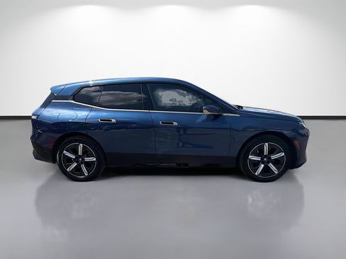 Used 2023 BMW iX xDrive50 w/ Sport Package AWD/4WD image 2
