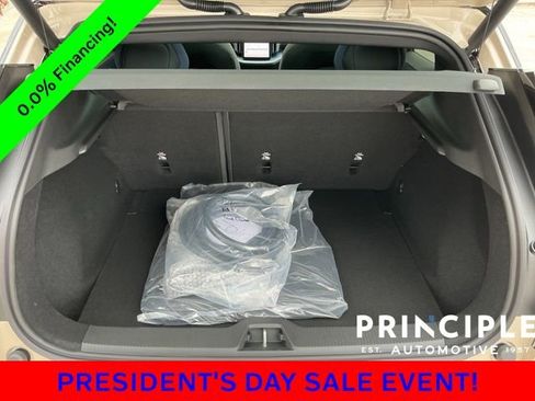 New 2026 Volvo EX30 Cross Country Ultra image 13