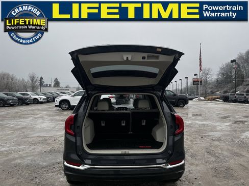 Certified 2022 GMC Terrain Denali w/ Denali Premium Package image 10