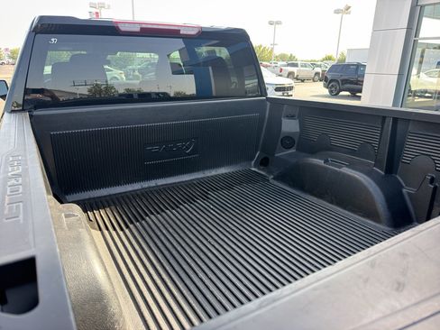 Used 2025 Chevrolet Silverado 1500 LT AWD/4WD image 5