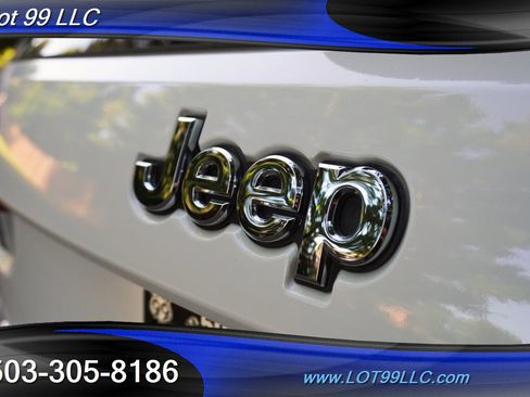Used 2014 Jeep Grand Cherokee Summit AWD/4WD image 35