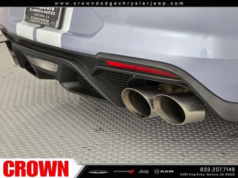 Used 2022 Ford Mustang Shelby GT500 w/ Technology Package RWD image 12