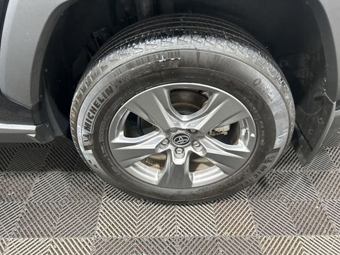 Used 2024 Toyota RAV4 LE image 30