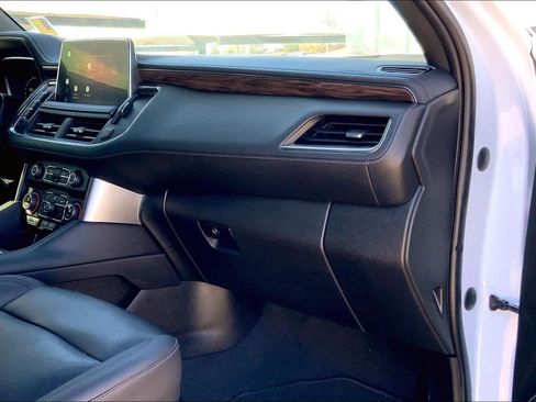 Used 2022 Chevrolet Tahoe LT image 18