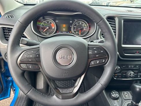 Used 2022 Jeep Cherokee Trailhawk w/ Sound & Nav Group image 16