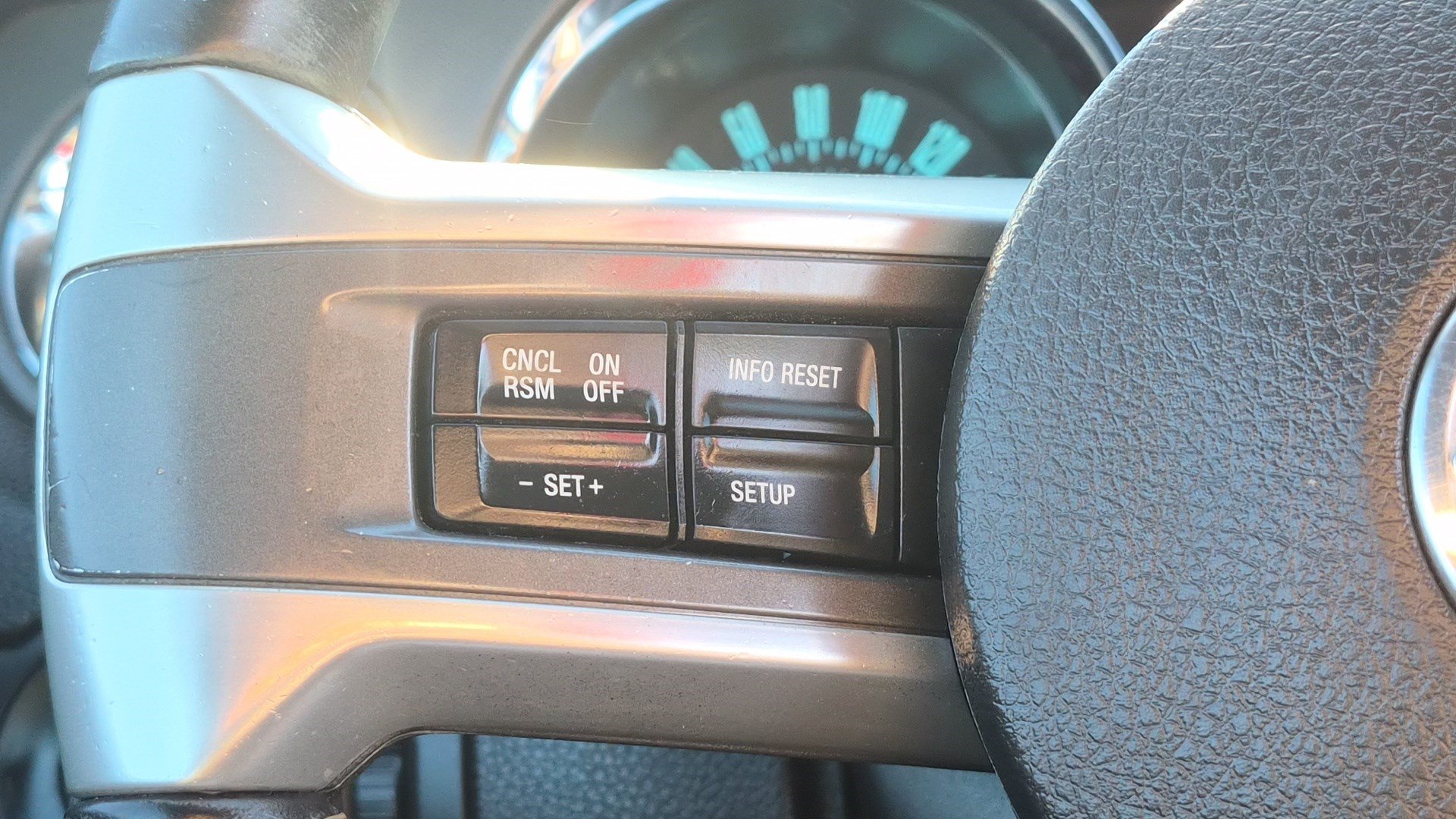 Used 2013 Ford Mustang Convertible RWD image 16