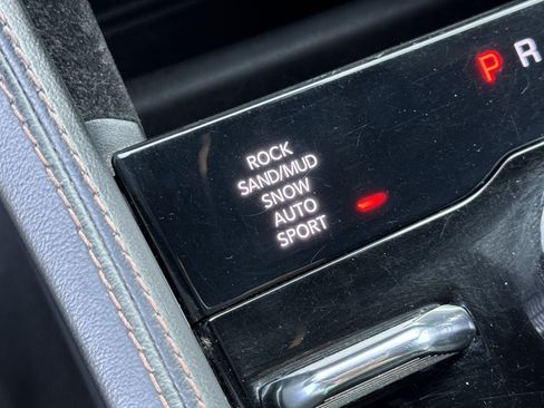 Used 2022 Jeep Grand Cherokee Summit image 38