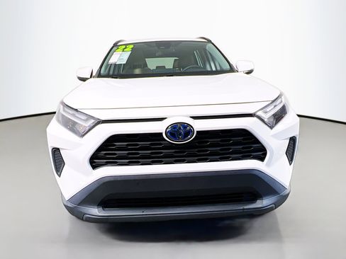 Used 2022 Toyota RAV4 XLE image 11
