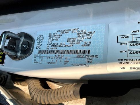 Used 2020 Ford Escape SE image 19