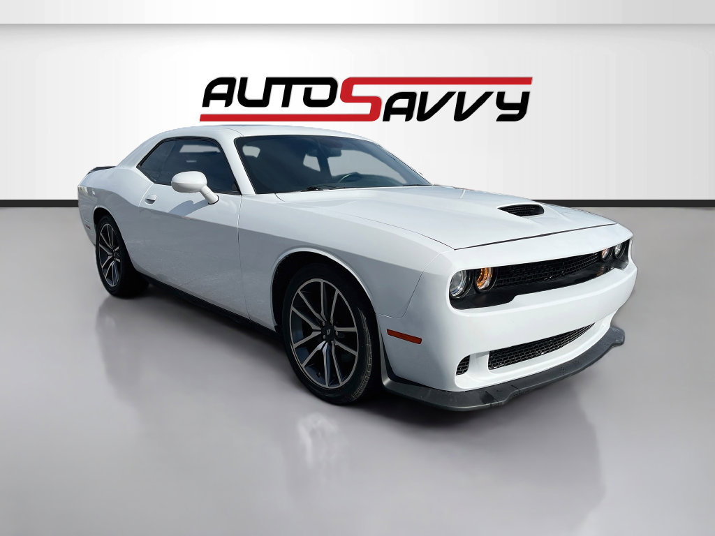 Used 2023 Dodge Challenger R/T RWD image 1