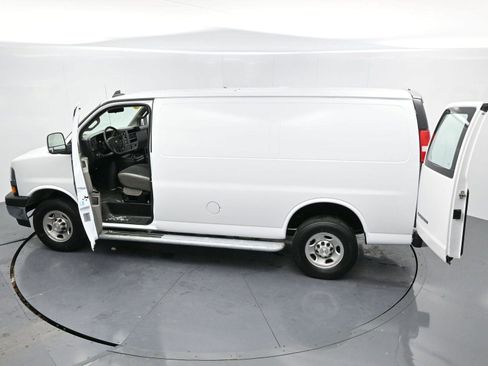Used 2023 Chevrolet Express 2500 w/ Driver Convenience Package image 37