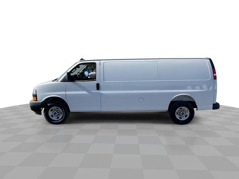 New 2025 GMC Savana 2500 Extended w/ Driver Convenience Package image 5