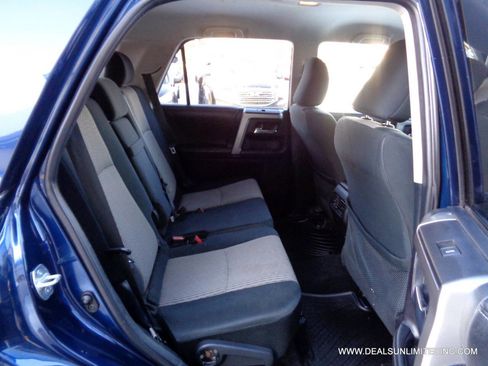 Used 2015 Toyota 4Runner SR5 image 23