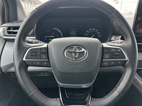 Certified 2021 Toyota Sienna XSE image 21