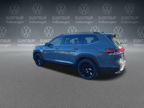 New 2026 Volkswagen Atlas SE image 14