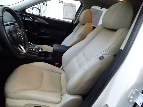 Used 2020 MAZDA CX-9 Touring w/ Touring Premium Package image 2