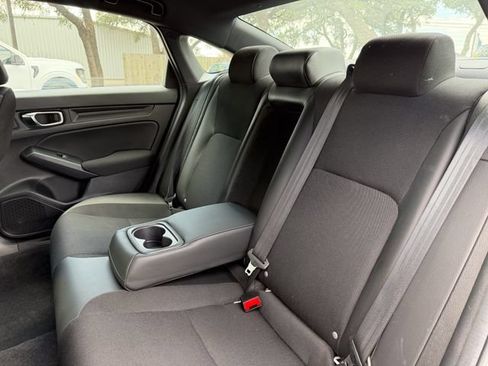 Used 2025 Honda Civic Sport image 16