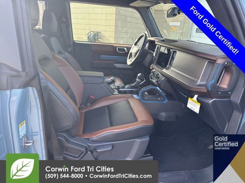 Used 2023 Ford Bronco Outer Banks image 8