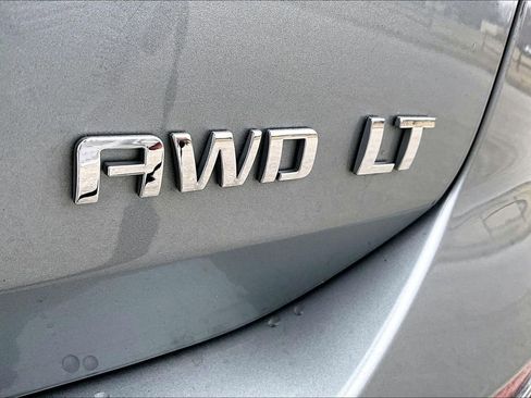 Used 2024 Chevrolet Equinox LT image 8