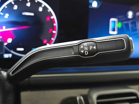 Used 2024 Mercedes-Benz GLE 350 4MATIC image 34