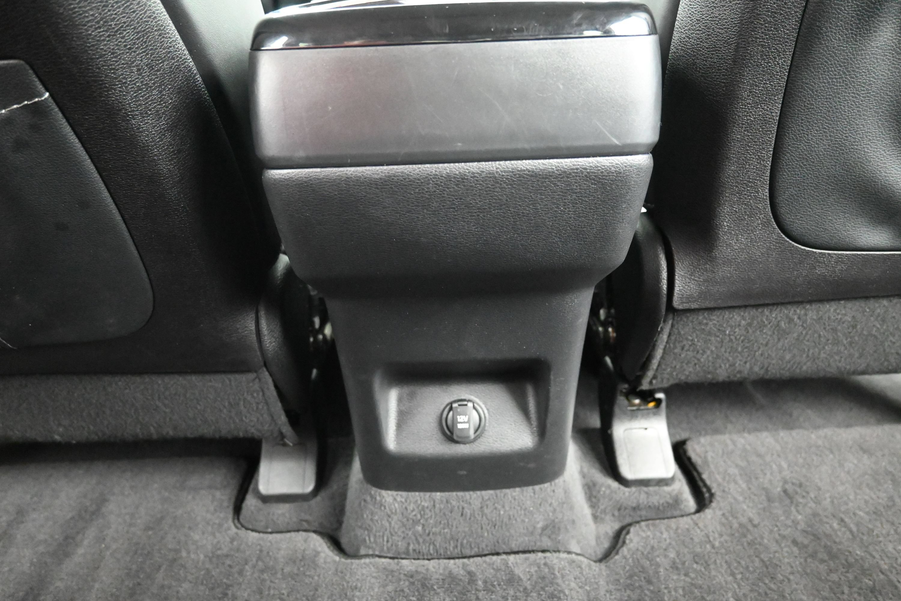 Used 2025 Kia Telluride S FWD image 14