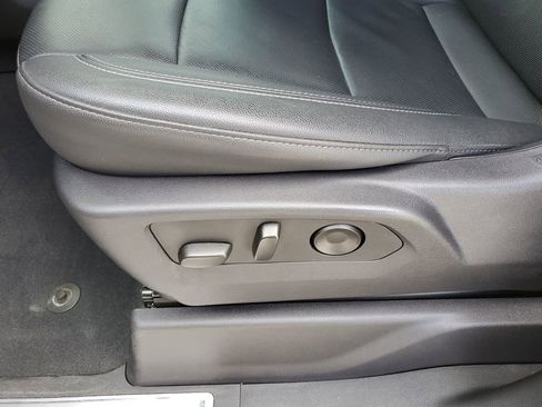 Used 2024 Chevrolet Silverado 1500 LTZ w/ LTZ Convenience Package II image 23