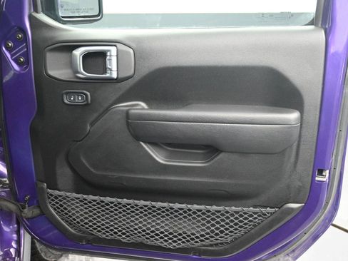 Used 2023 Jeep Wrangler Rubicon w/ LED Lighting Group image 10