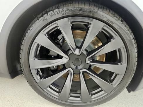 Used 2024 Tesla Model X AWD/4WD image 78