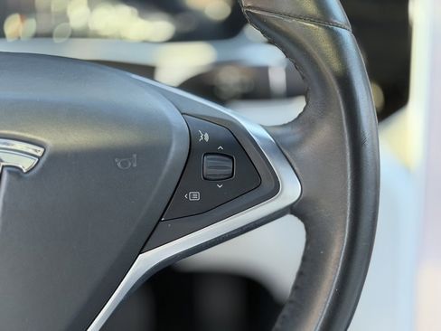 Used 2017 Tesla Model S 90D image 45